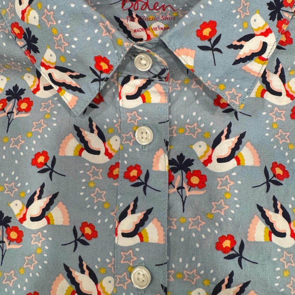 Boden Blue Casual Classic cotton button down shirt bird star flower pattern sz 8